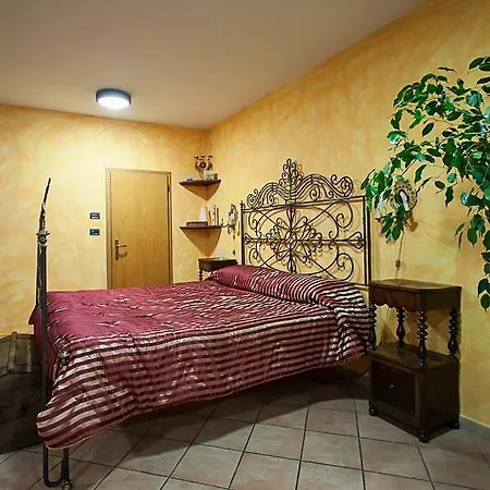 Punto Alloggio ゲストハウス 3*